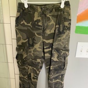🌼Fashion Nova Camo Pants